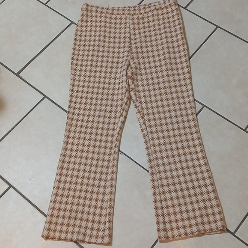 SADIE & SAGE Womens Size M Tan Cream Houndstooth Print Slightly Flared Pants
